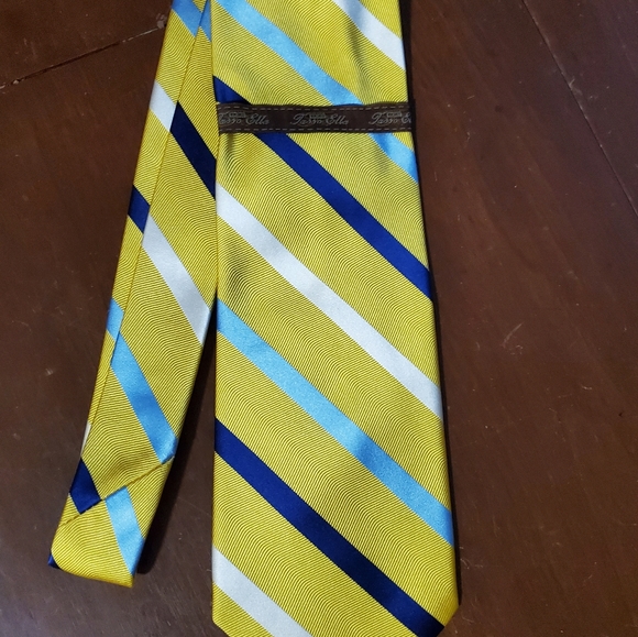 Tasso Elba Silk Diagonal Striped Tie NWOT - Picture 2 of 10
